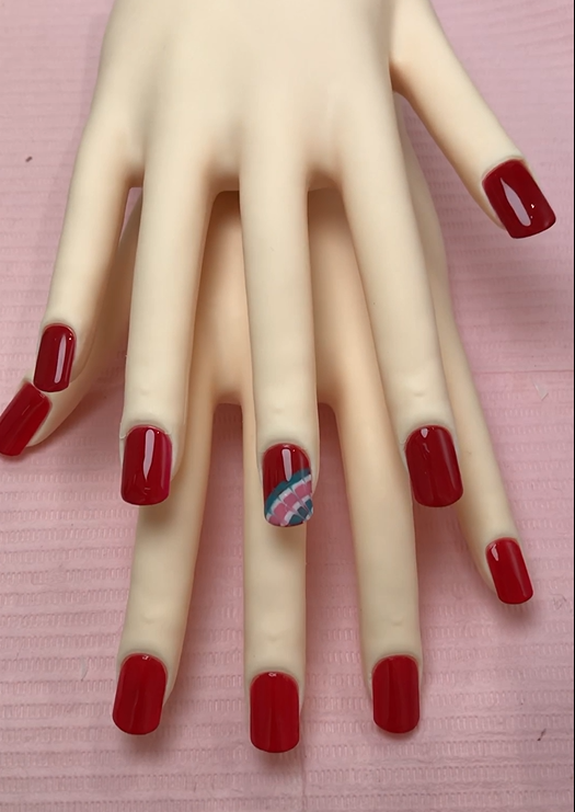 ジェルネイル検定初級の実技試験のお手本画像