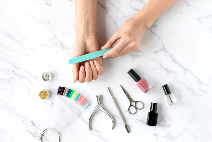 ガラスフレンチに必要なネイル用品が並んでいる画像