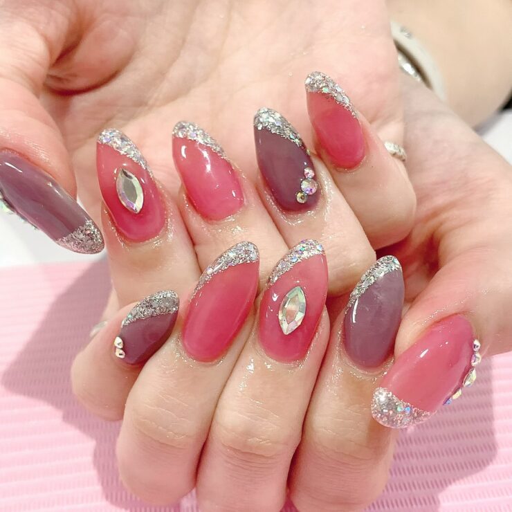 ガラスフレンチネイルの画像